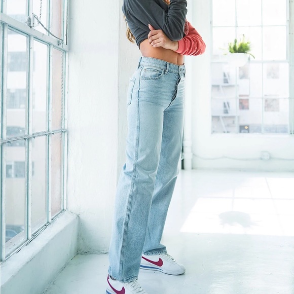 Light wash relaxed fit premium denim jeans - vintage inspired, handmade - Picture 3 of 5